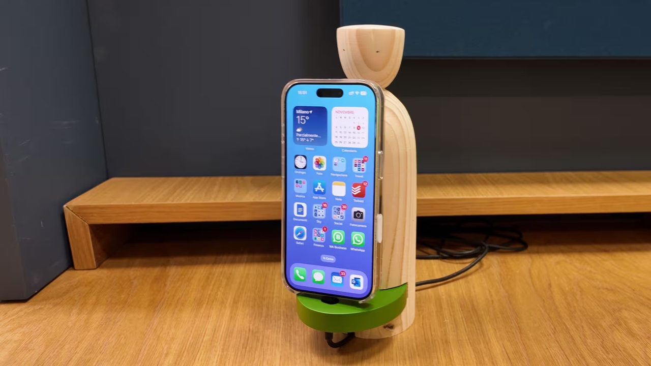 Carveit Custodia In Legno Per IPhone 12 Con Magneti - Design 'Montagne E Cervi' - Ricarica MagSafe