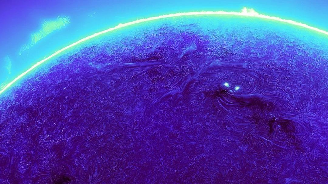 Risolto il mistero del Sole blu: ecco qual è stata la causa del fenomeno