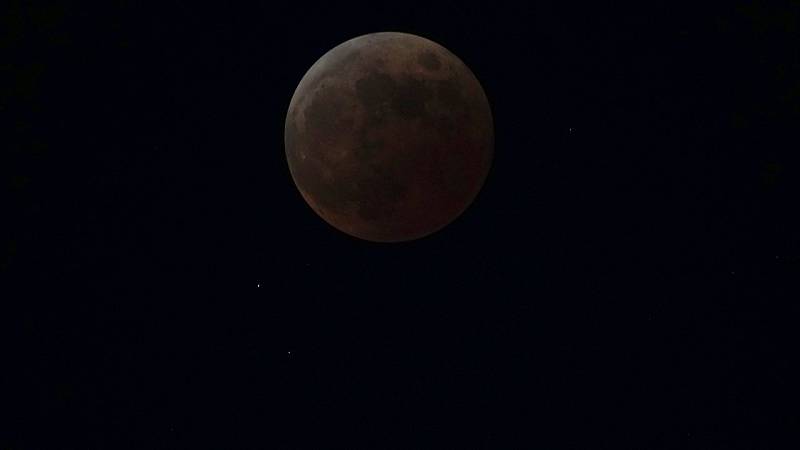 eclissi lunare totale