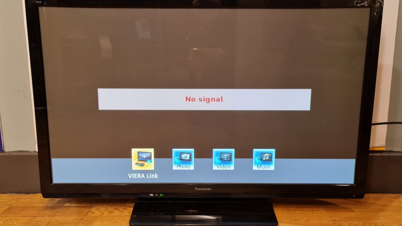 Il marchio giapponese Panasonic sta valutando l'uscita dal mercato dei televisori