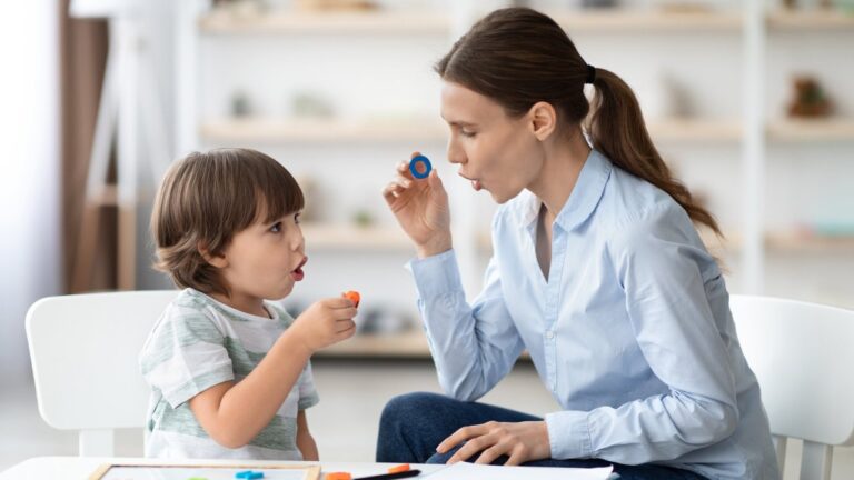 40 anni di autismo nel DSM: un nuovo approccio per le condizioni neuroevolutive