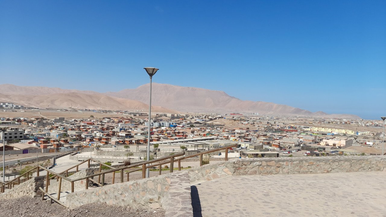 vista panoramica di Alto Hospicio, situato nel deserto di Atacama in Cile