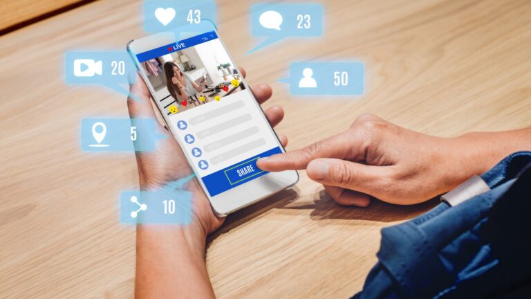 I follower sui social non contano più nulla: parla l’esperto di influencer