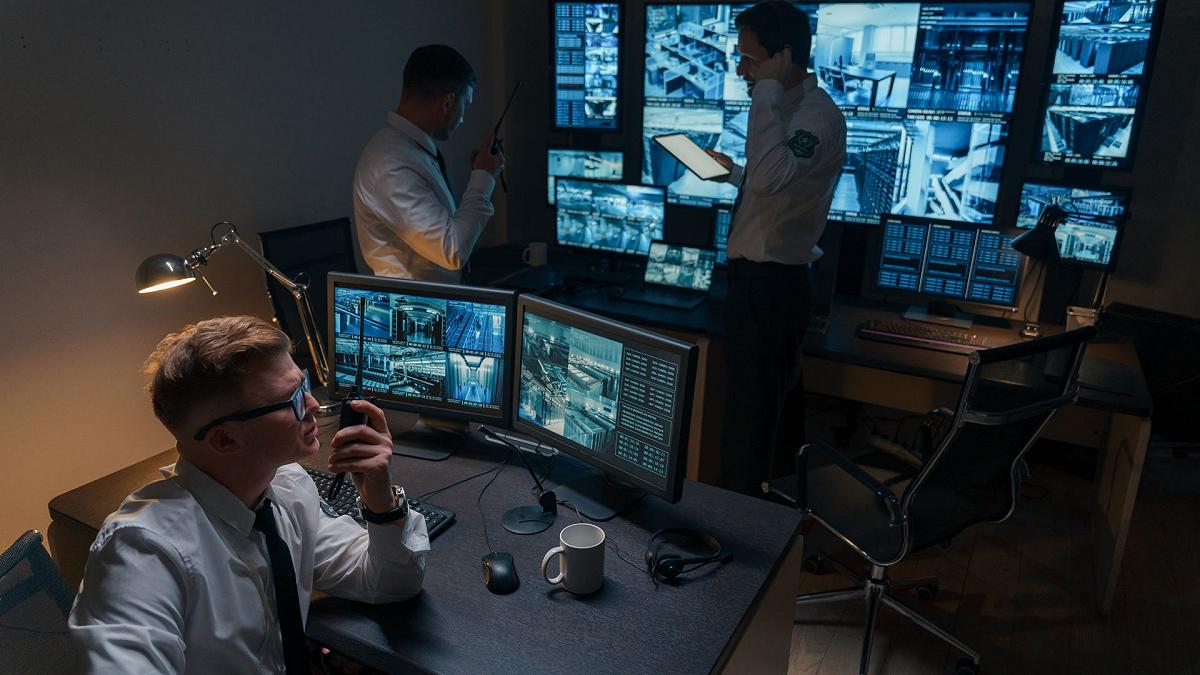 Hai informazioni su questi hacker? L’FBI ti dà 10 mln di dollari