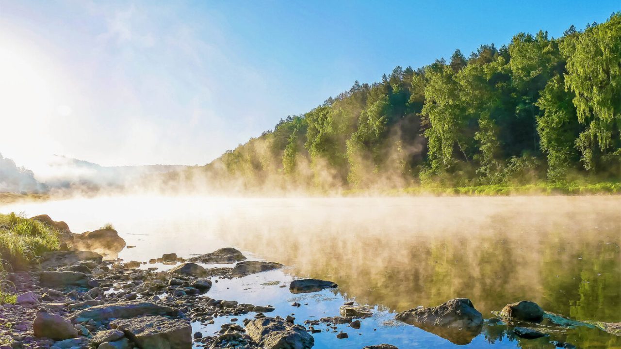 Energia dall’acqua? La nuova tecnologia che potrebbe rivoluzionare i dispositivi