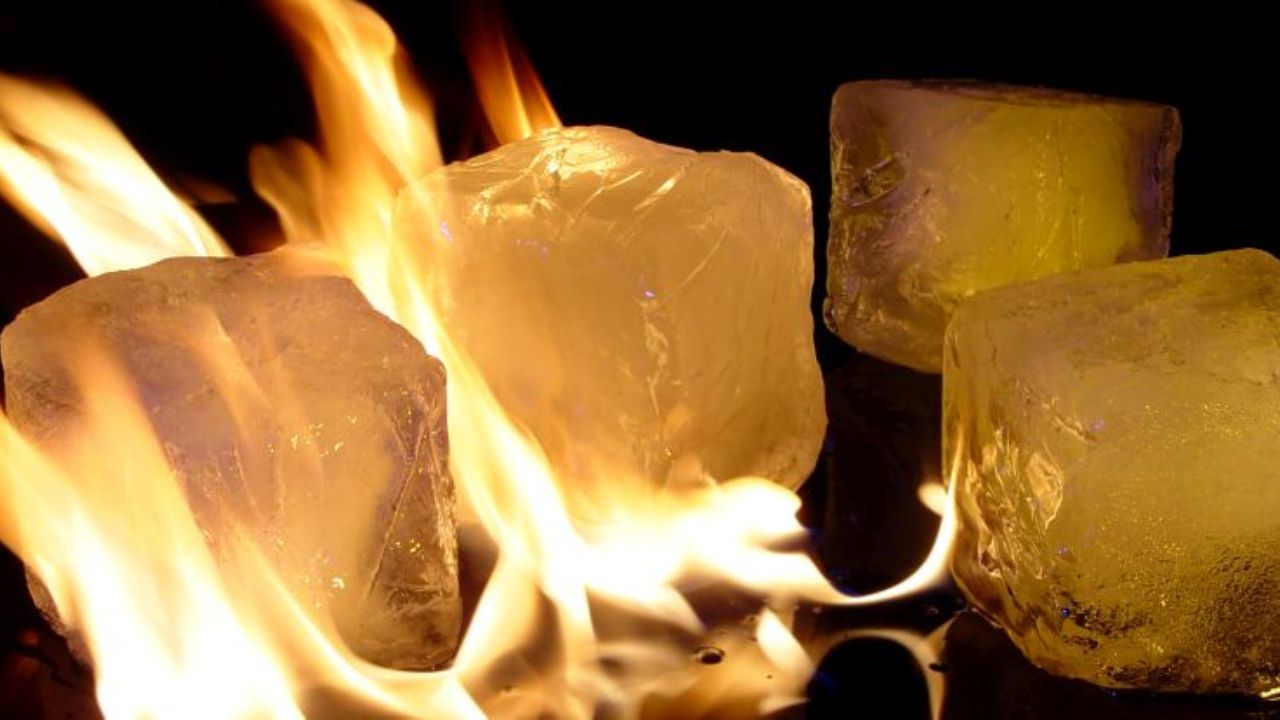 Materia in transizione: un magnete rivela un mix tra ghiaccio e fuoco