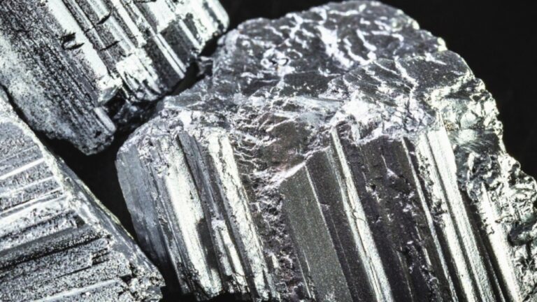 Kazakistan al centro dell’attenzione globale: individuato un grande giacimento di terre rare