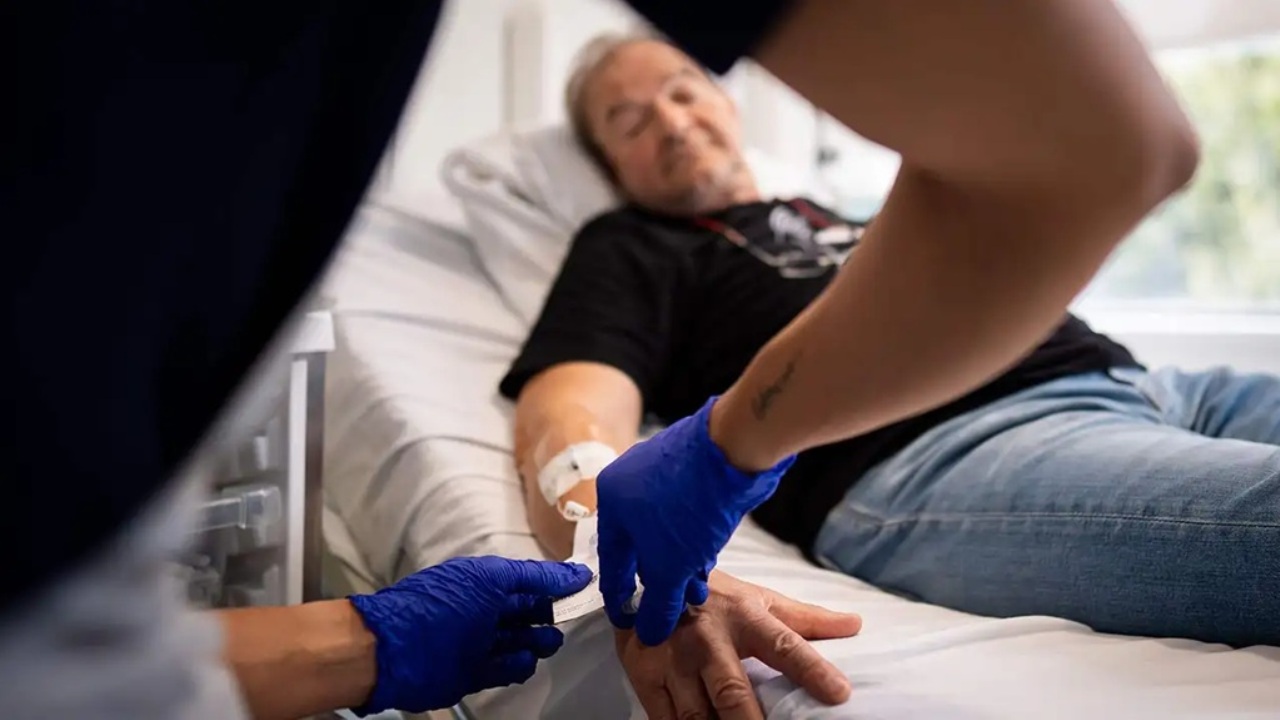 Cancro ai polmoni: fermare il trattamento può ancora garantire risultati duraturi