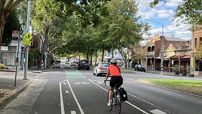 Mobilità sostenibile: le piste ciclabili e il futuro del verde urbano