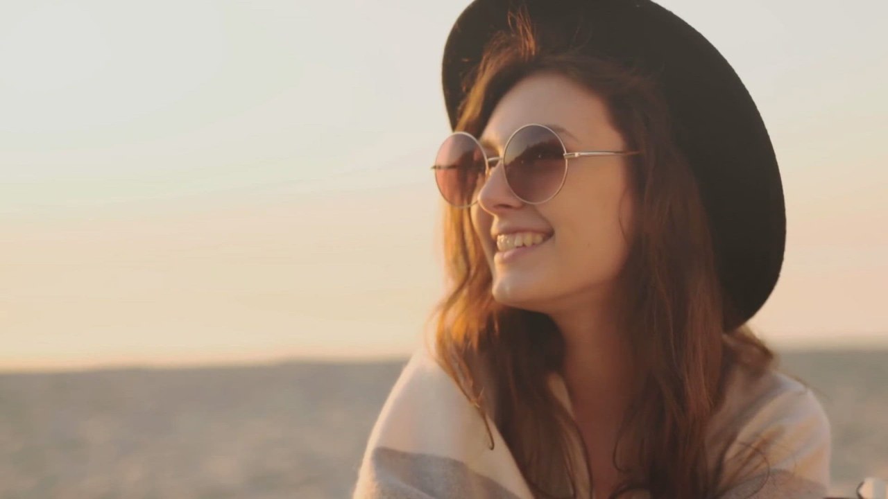 Occhiali da sole: quando proteggerci e quando evitarli secondo la scienza