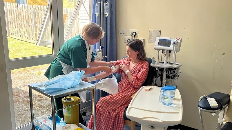 prima paziente del Regno Unito ad aver ricevuto una nuova terapia per il diabete