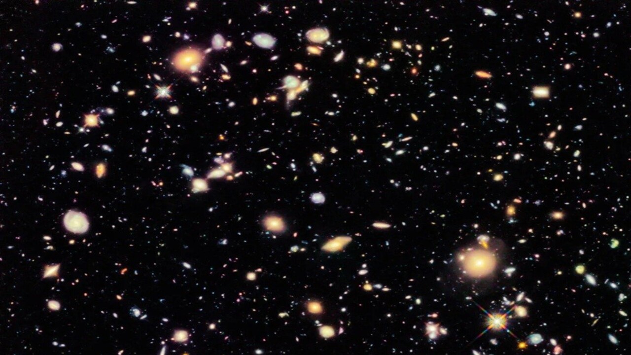 Il telescopio spaziale Webb ha individuato puntini rossi così brillanti da sfidare ogni spiegazione