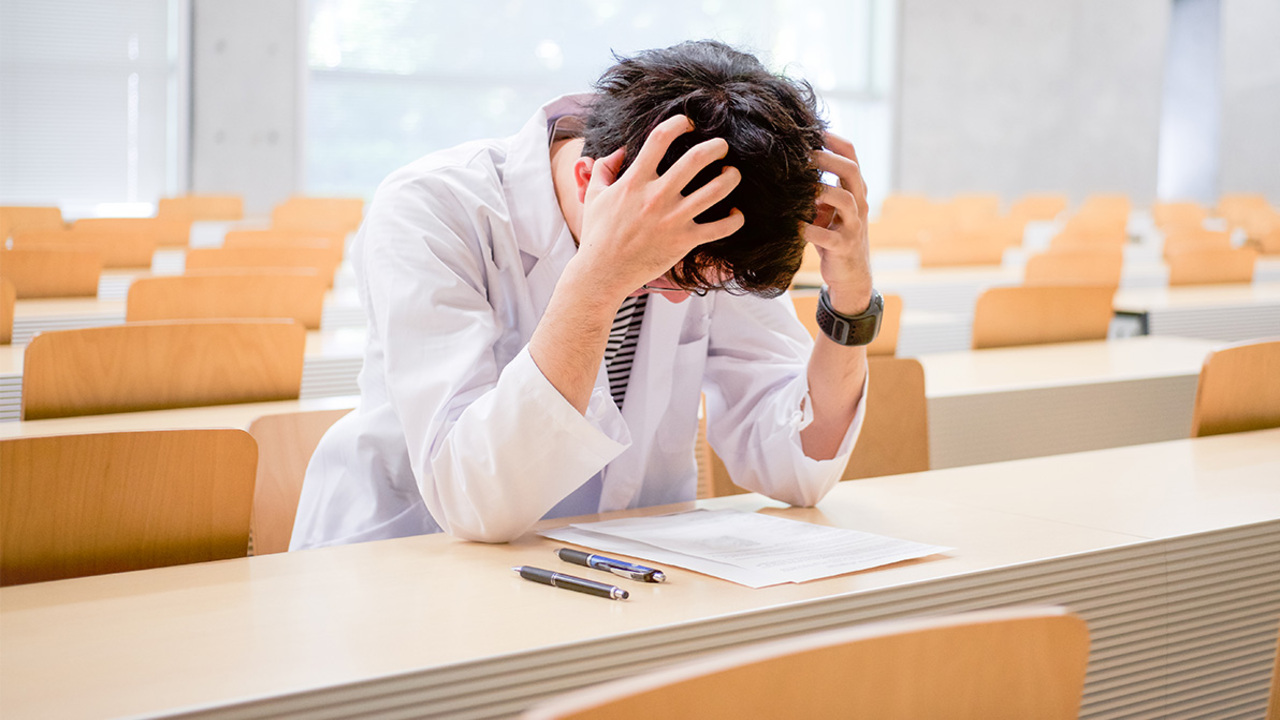 Un ambiente accademico coinvolgente può ridurre il rischio di burnout tra i futuri medici