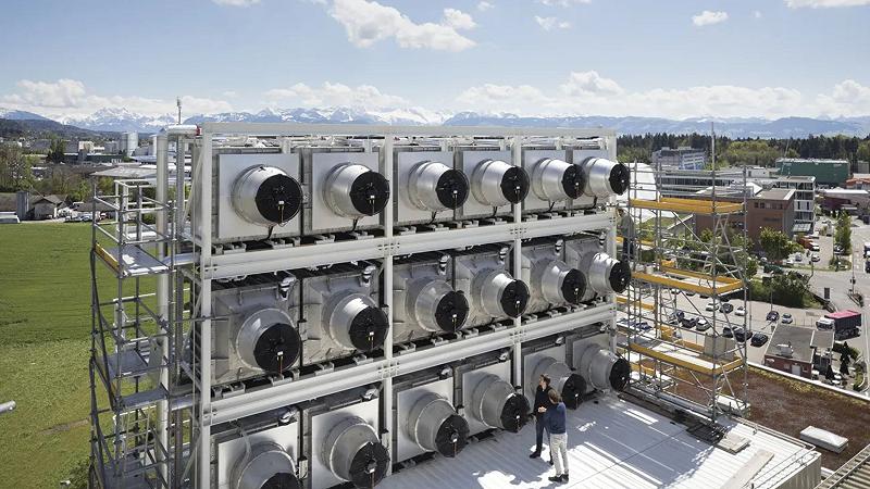 Uno dei primi impianti per la cattura di CO2 nell'aria