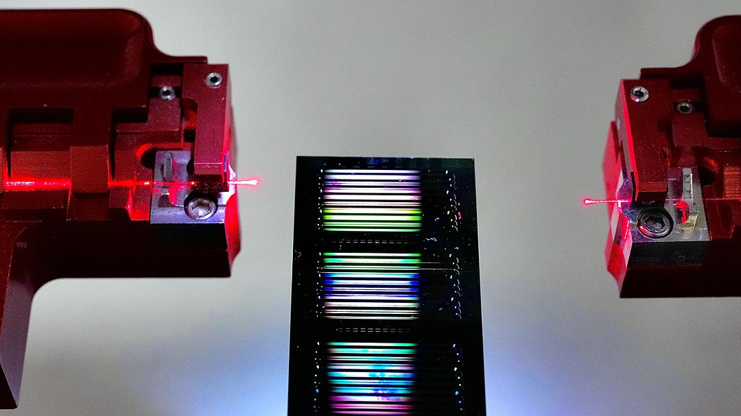 Laser ultra stabili e a basso rumore: la svolta che apre la strada al futuro quantistico