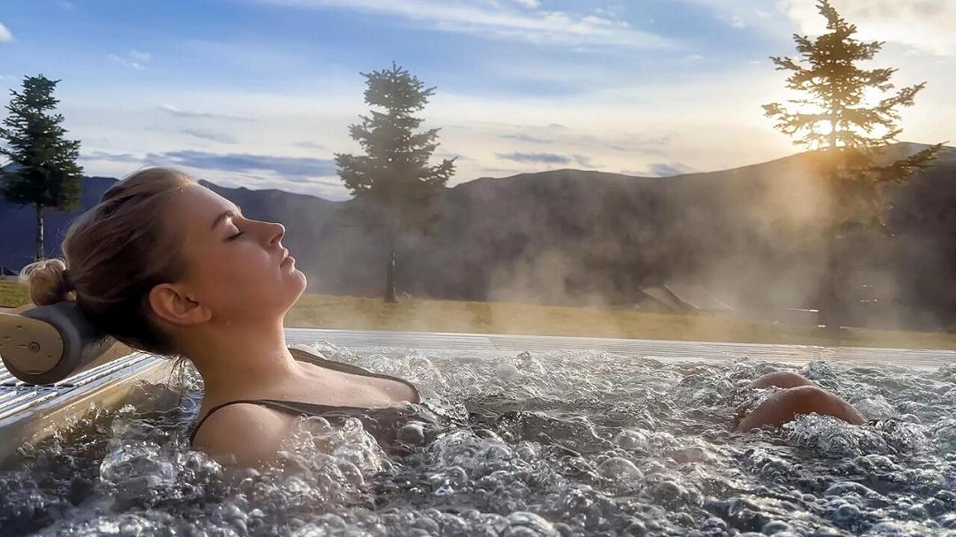 Saune contro vasche idromassaggio: nuove prove scientifiche ribaltano le convinzioni comuni