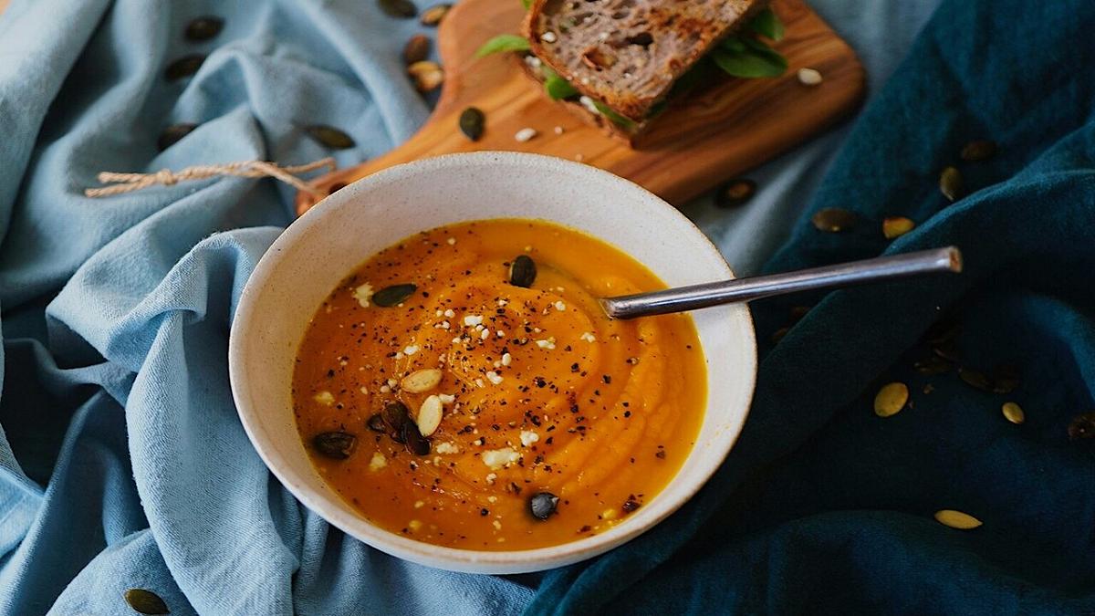 L’autunno è il periodo delle zuppe: ecco cosa dice la ricerca sul loro potere nutrizionale