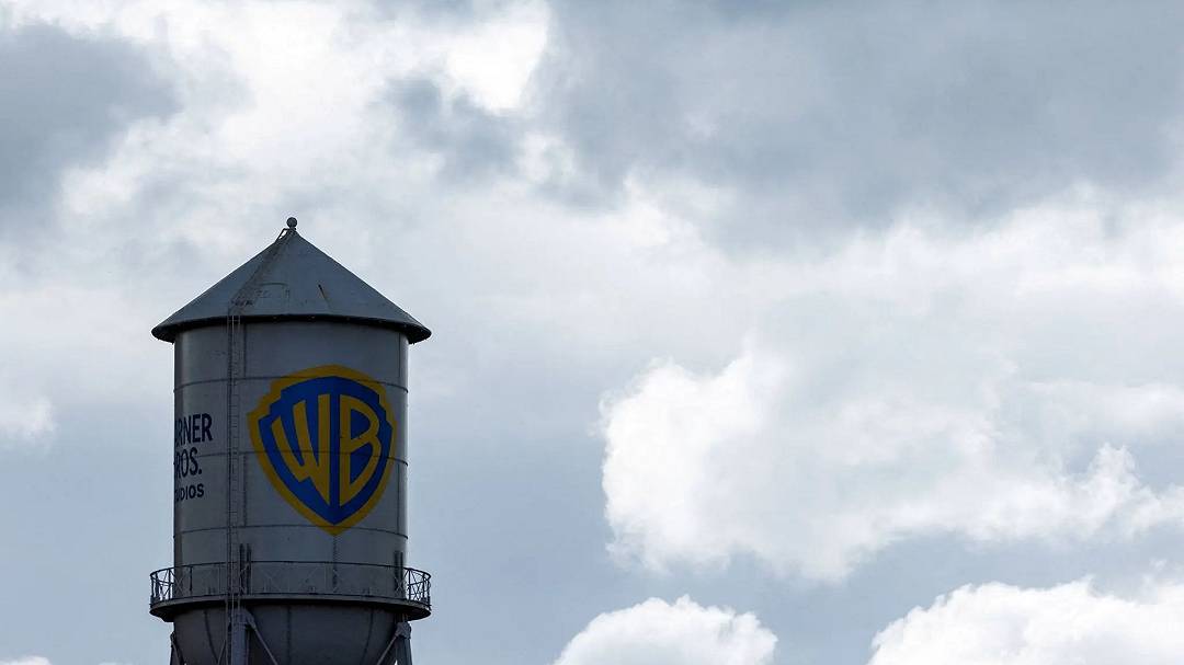 Warner Bros, Paramount sfida Netflix con un’offerta ostile da 108 mld di dollari