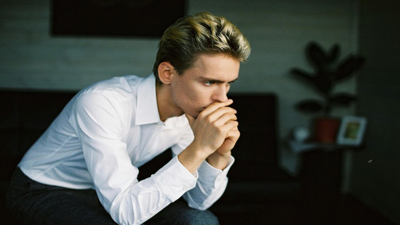 Giovani e incertezza: un corso online riduce ansia e depressione