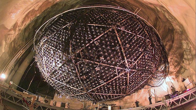 l'esterno del contenitore del rivelatore SNO+