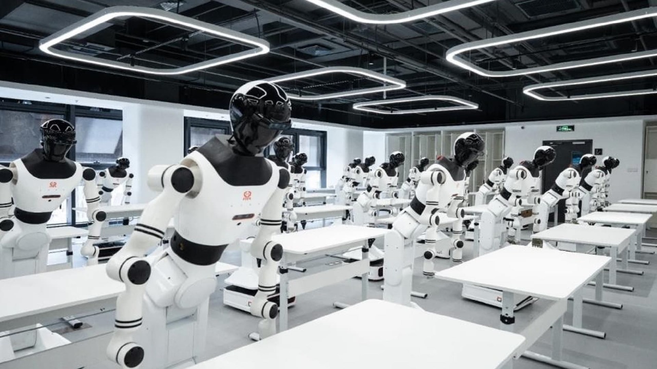 Una scuola per robot a Pechino: come la Cina sta formando gli umanoidi