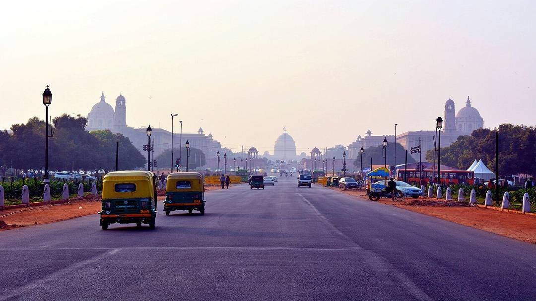Smog senza precedenti a Nuova Delhi: la qualità dell’aria scatena proteste