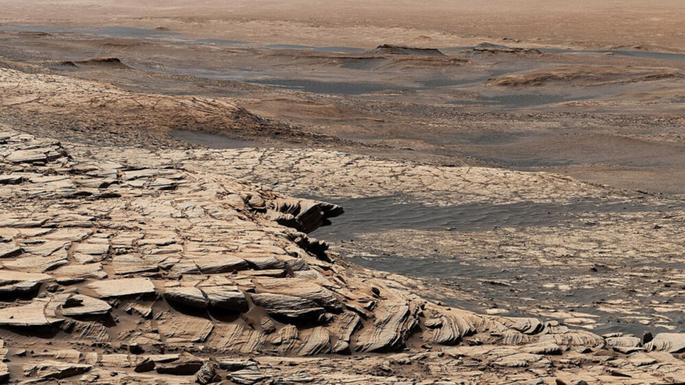i dati di misurazione e le immagini del rover Curiosity su Marte suggeriscono che un tempo nel cratere Gale c'era un lago