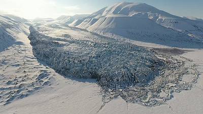 Artico, una scoperta lascia senza parole: cosa sta davvero accadendo ai ghiacciai