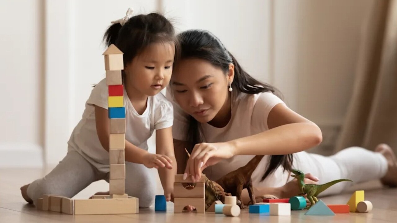 le onde cerebrali di madri e bambini si sincronizzano quando giocano insieme