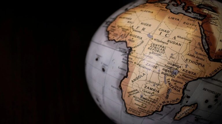 L’Africa potrebbe dividersi: i dati satellitari mostrano un processo in corso
