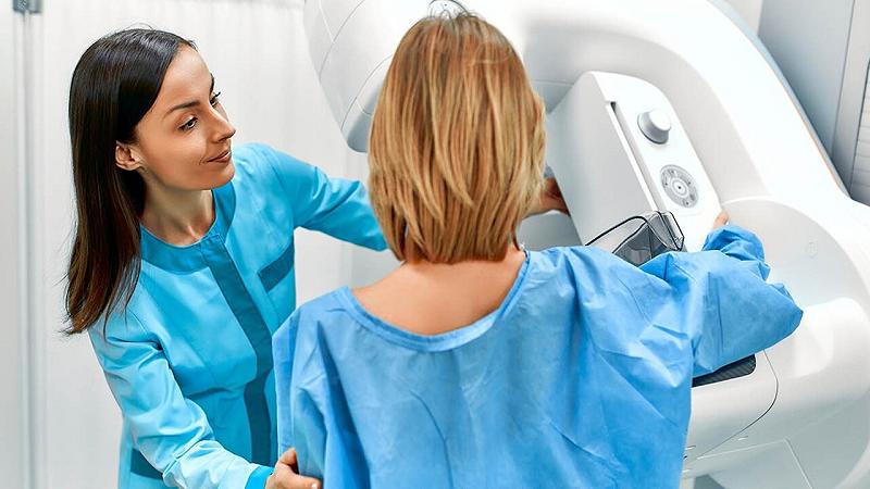 l'IA è in grado di prevedere le malattie cardiache attraverso delle semplici mammografie